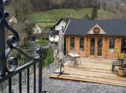 Charmante Maison dans les Pyrenees avec Chalet et Spa, Clé en Mains